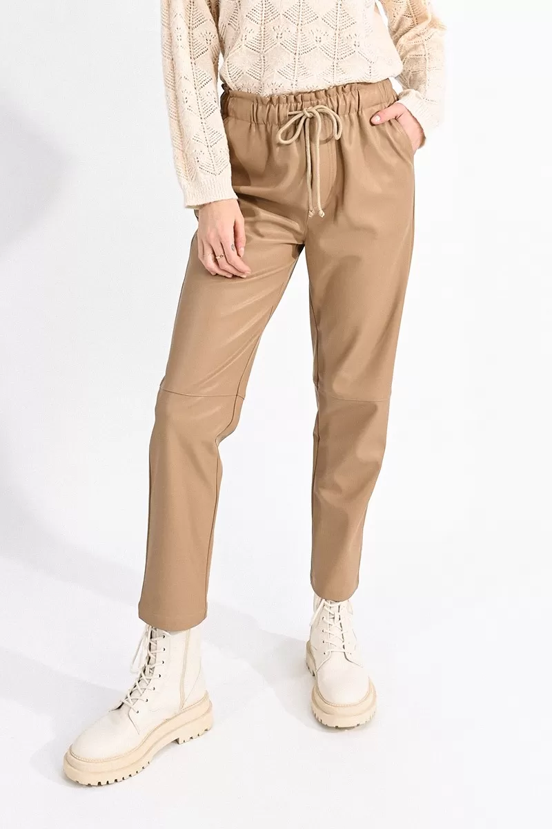 pantalon-en-simili MB beige 1