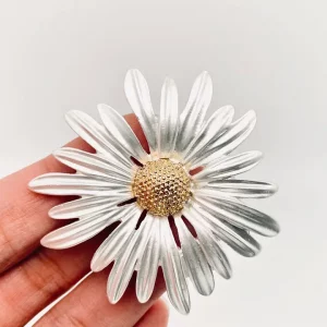 Broche grande marguerite