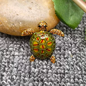 Broche tortue Strass vert