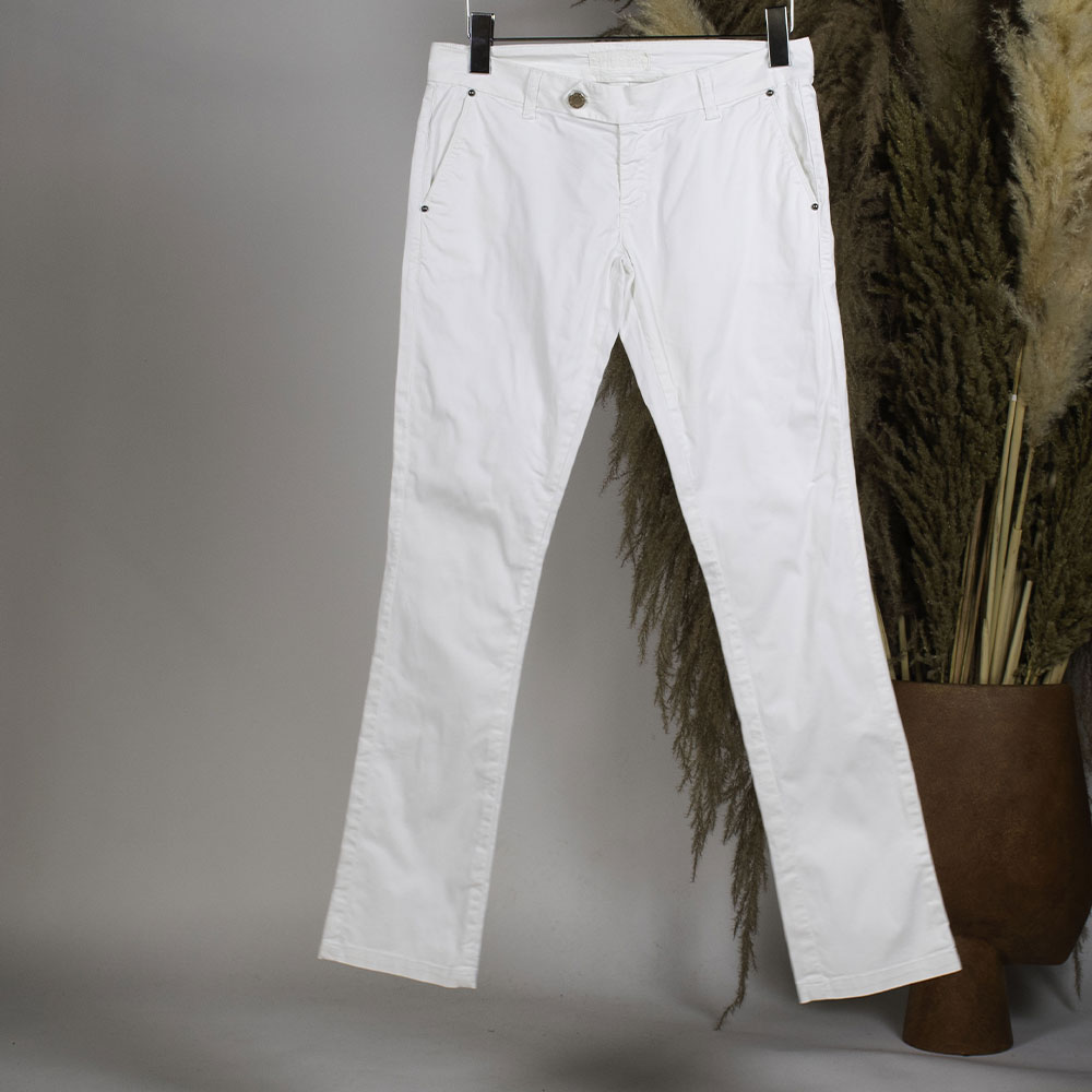 Pant10