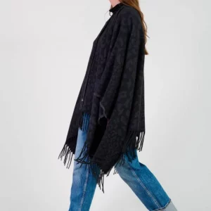 Poncho Carzola – Image 4