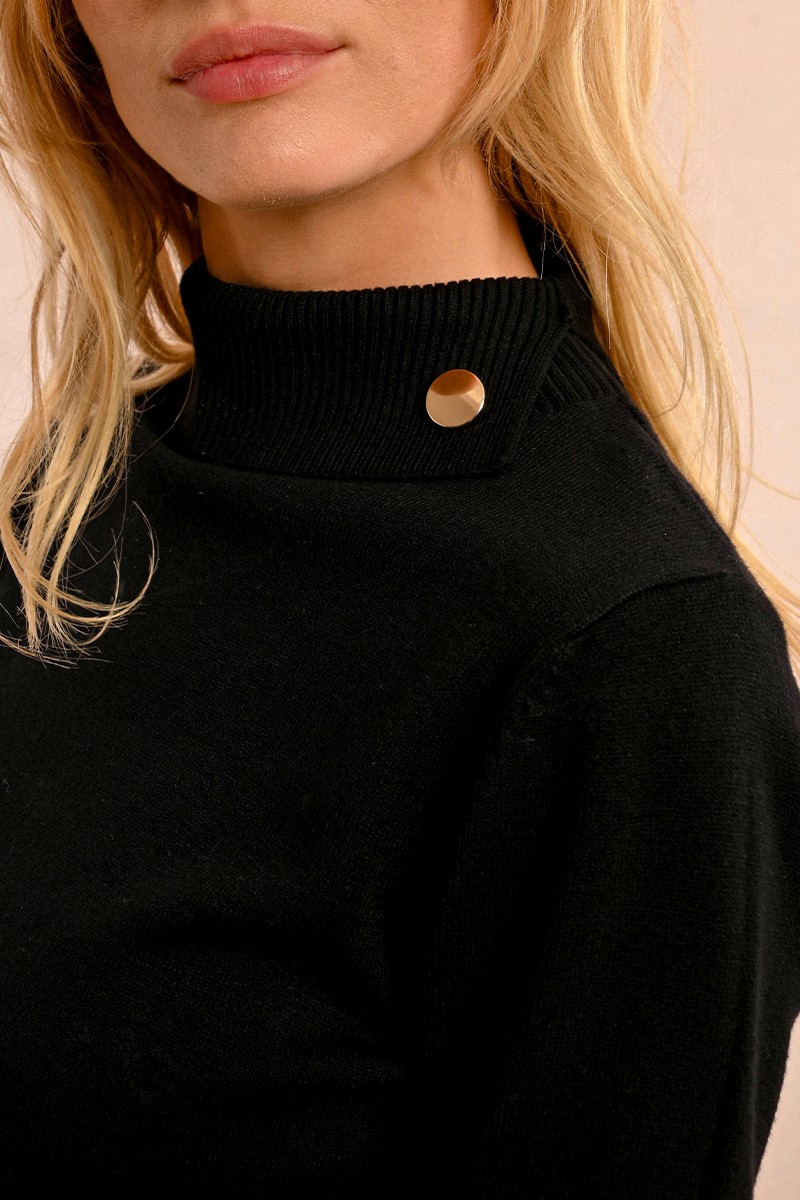 Pull col roulé retourné 4