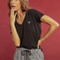 T-shirt encolure V