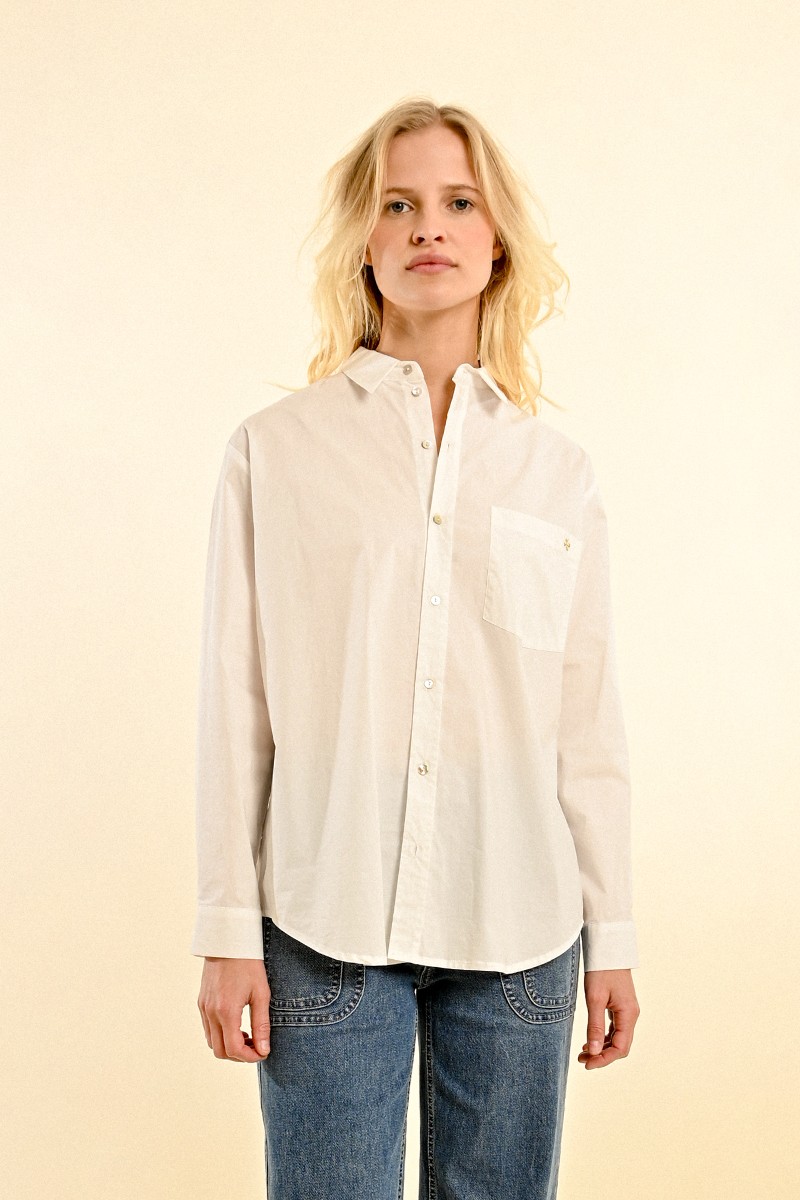 Chemise blanche boutons nacrés