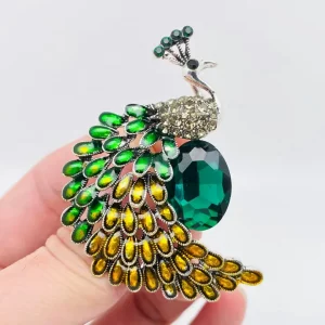 Broche Paon strass