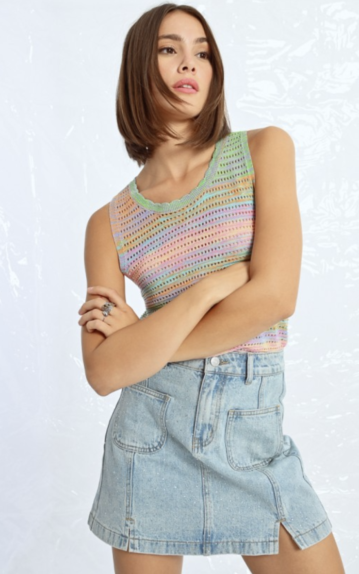 Jupe courte à strass