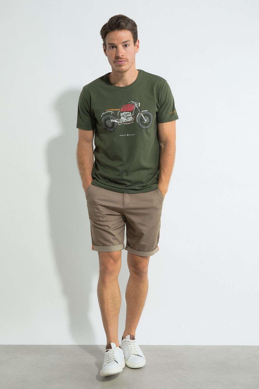 T-shirt Thagat