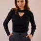 Pull col V strass