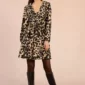 Robe courte plissée léopard